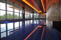 Sheraton Hotel Kecskemét**** úszómedencéje luxus környezetben
