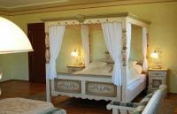 Hétkúti Wellness Hotel Mór - romantikus és elegáns hotelszoba akciós áron Móron