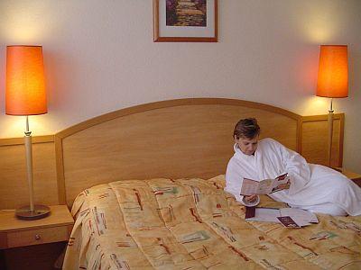 Hotel Freya*** kétágyas szabad szobája akciós félpanziós csomagban - Hunguest Hotel Freya*** Zalakaros - Akciós félpanziós gyógy és wellness hotel Zalakaroson