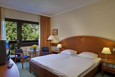 Kétágyas szoba a Hotel Lövérben - wellness szálloda Sopronban - Lövér Hotel*** Sopron - Akciós félpanziós wellness hotel Sopronban