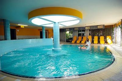 Akciós wellness hotel a Balatonnál, Hotel SunGarden**** Siófok - ✔️ Sungarden**** Hotel Siófok - akciós félpanziós Wellness Hotel Sungarden Siófokon a Balatonnál